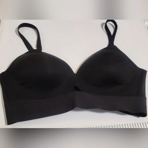 ✨SPANX✨ Mesh Panel Medium Impact Sports Bra